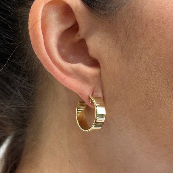 Cigar Band Hoop Earrings 14K Yellow Gold - Picture 1 of 6